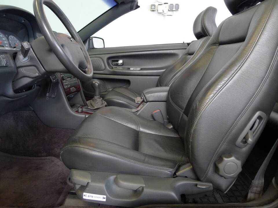 Image 32/38 of Volvo C70 2.4 T (1999)