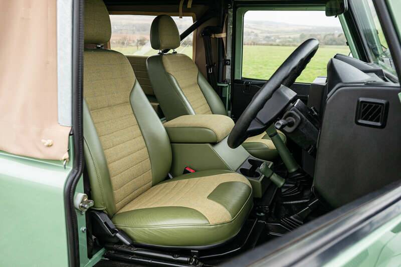 Image 25/39 of Land Rover Defender 90 TD4 (2008)