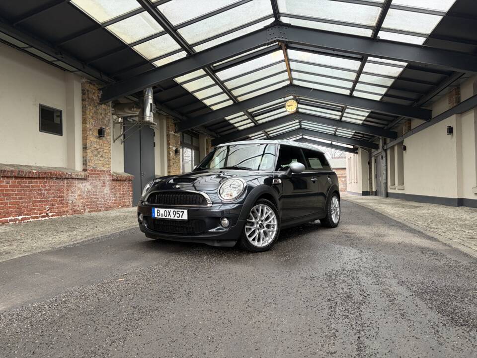 Image 1/45 of Mini Cooper S Clubman (2008)