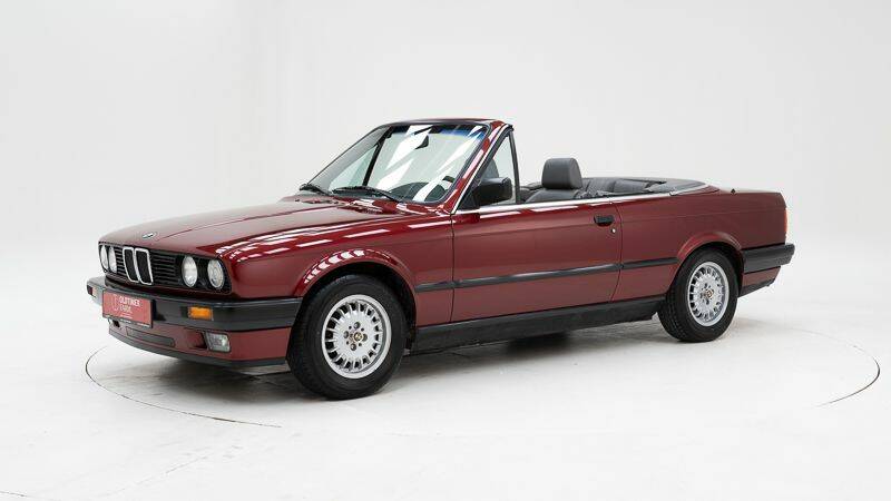 Bild 1/15 von BMW 318i (1992)