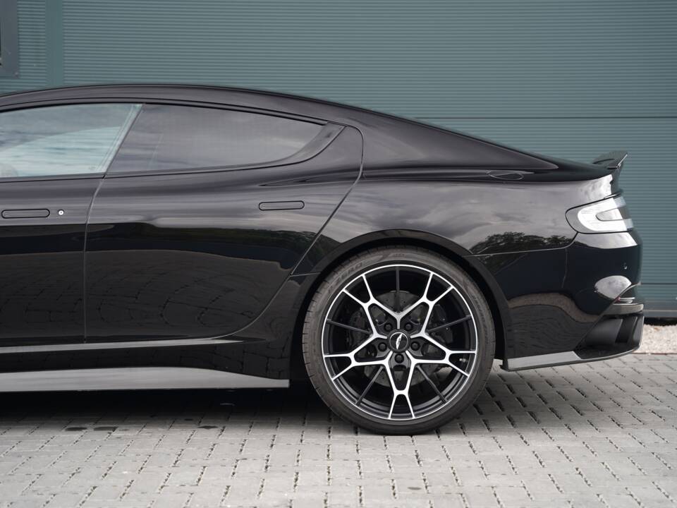 Image 10/50 of Aston Martin Rapide AMR (2019)