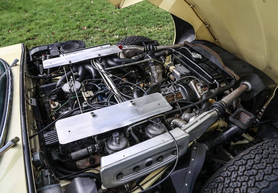 Imagen 11/30 de Jaguar Type E V12 (2+2) (1973)