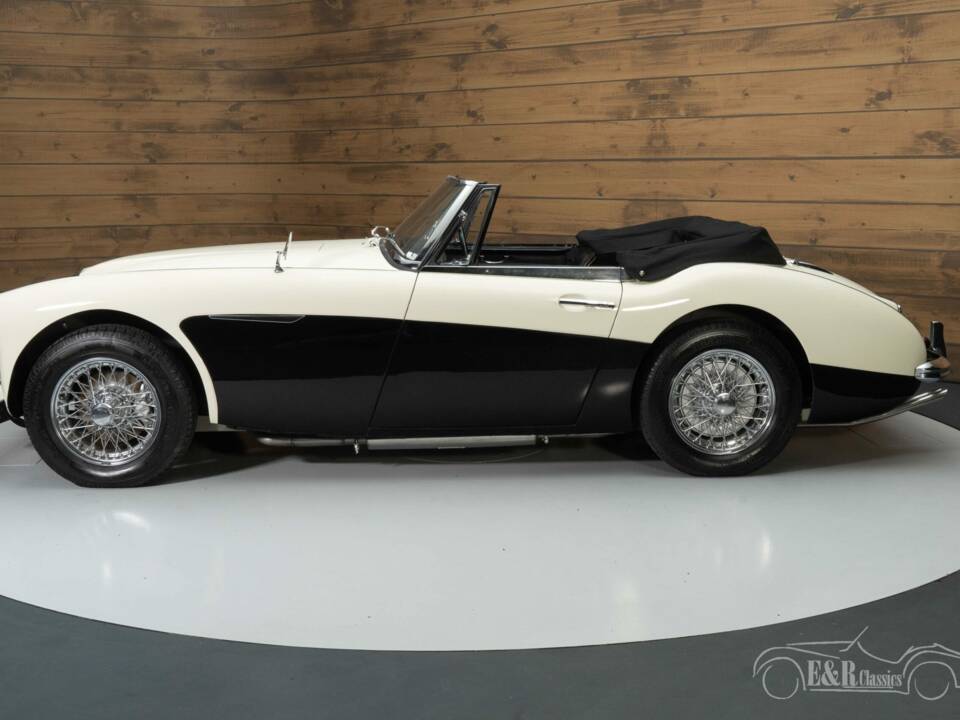 Imagen 2/6 de Austin-Healey 3000 Mk III (BJ8) (1964)