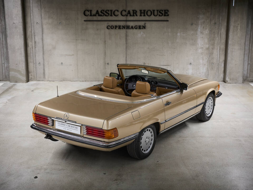 Image 97/99 of Mercedes-Benz 300 SL (1987)