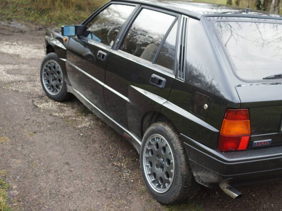 Bild 14/105 von Lancia Delta HF Integrale 16V (1990)