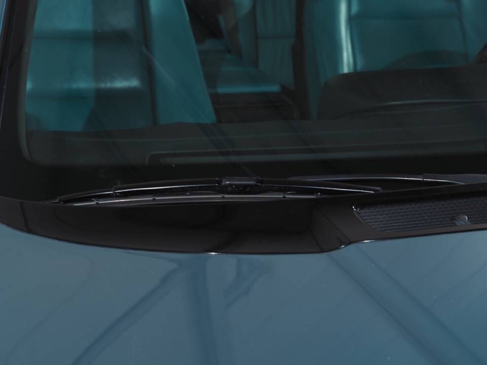 Image 12/59 of BMW 850Ci (1994)