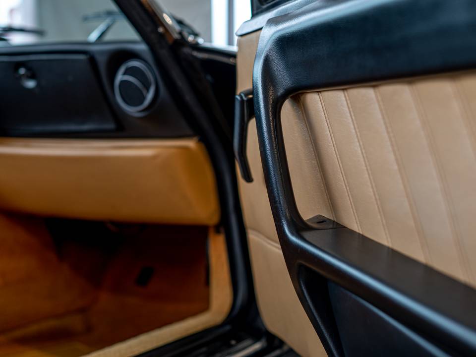 Image 6/20 of Alfa Romeo 2.0 Spider (1991)
