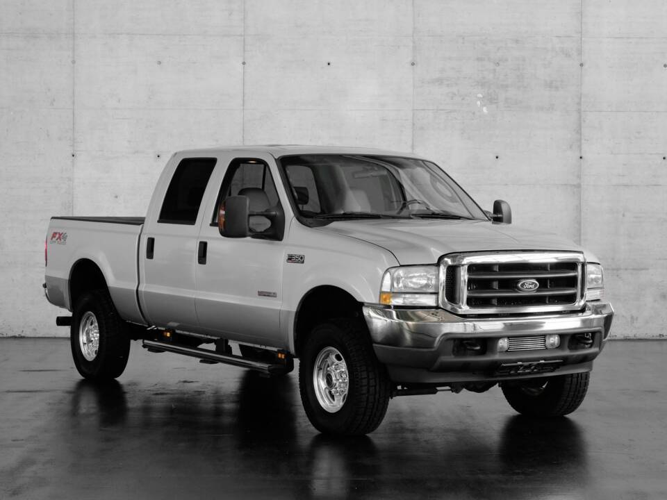 Image 3/41 de Ford F-350 Super Duty (2004)