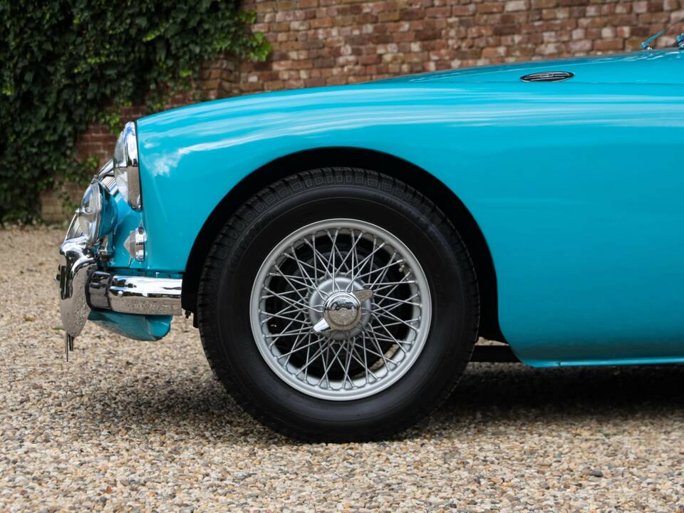 Image 45/50 of MG MGA 1600 (1958)