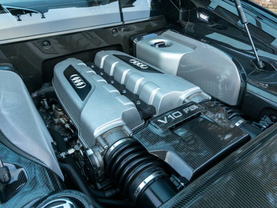 Image 25/50 de Audi R8 V10 (2011)