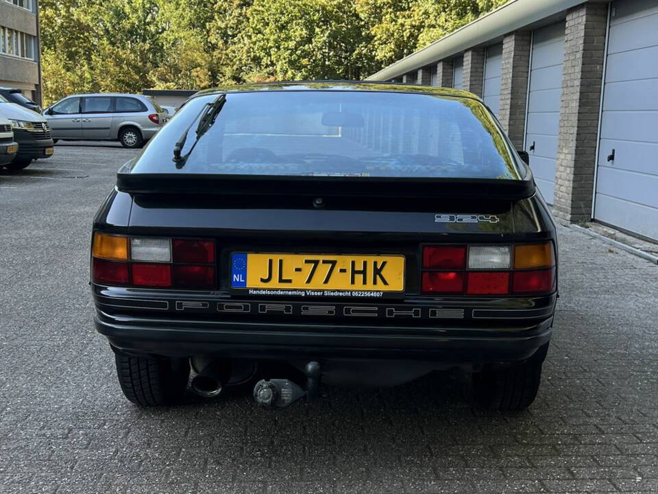 Image 5/8 de Porsche 924 (1983)