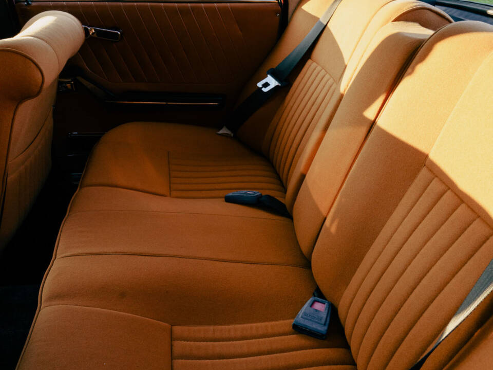 Image 47/78 de Alfa Romeo 1750 Berlina (1970)