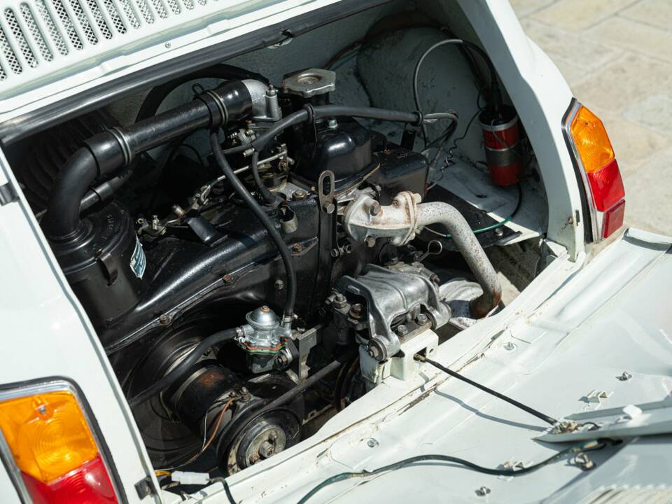 Image 48/50 of Abarth Fiat 595 (1969)