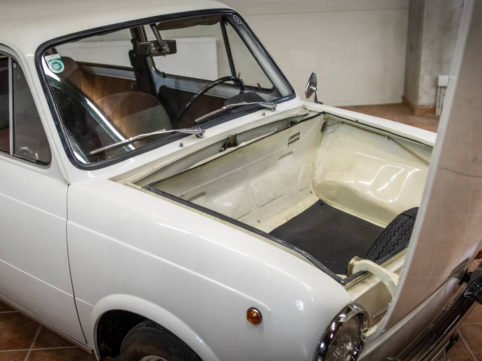 Immagine 7/17 di FIAT 850 (1973)