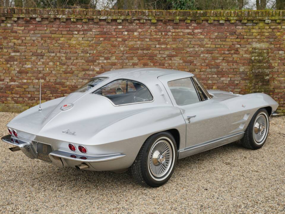 Image 16/50 of Chevrolet Corvette Sting Ray (1963)