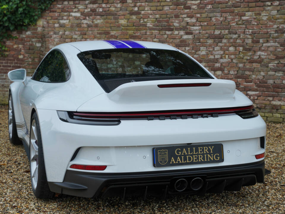 Afbeelding 2/50 van Porsche 911 GT3 Touring (2023)