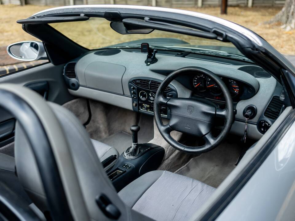 Afbeelding 50/50 van Porsche Boxster (1998)