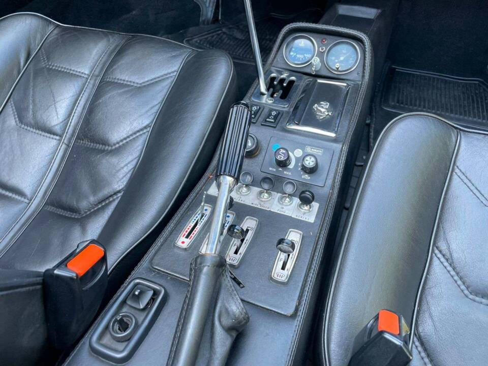 Imagen 16/20 de Ferrari 308 GTSi (1982)