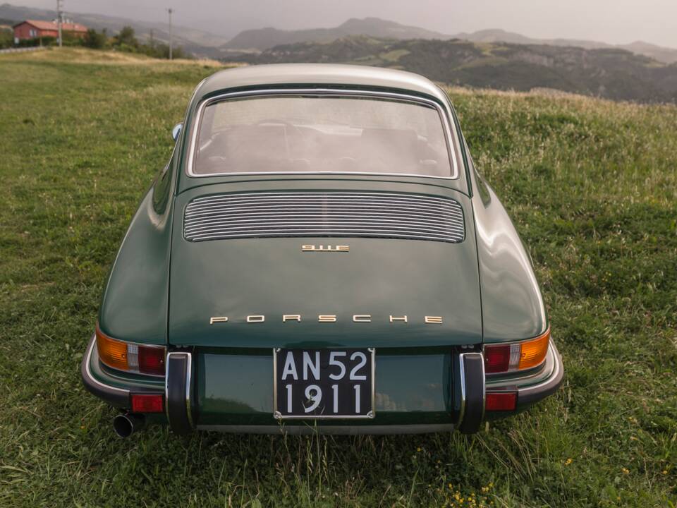 Bild 40/43 von Porsche 911 2.0 E (1969)