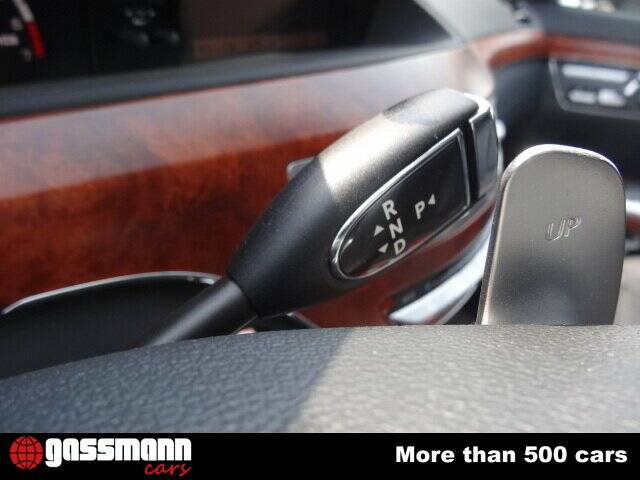 Image 12/15 of Mercedes-Benz S 65 AMG L (2007)