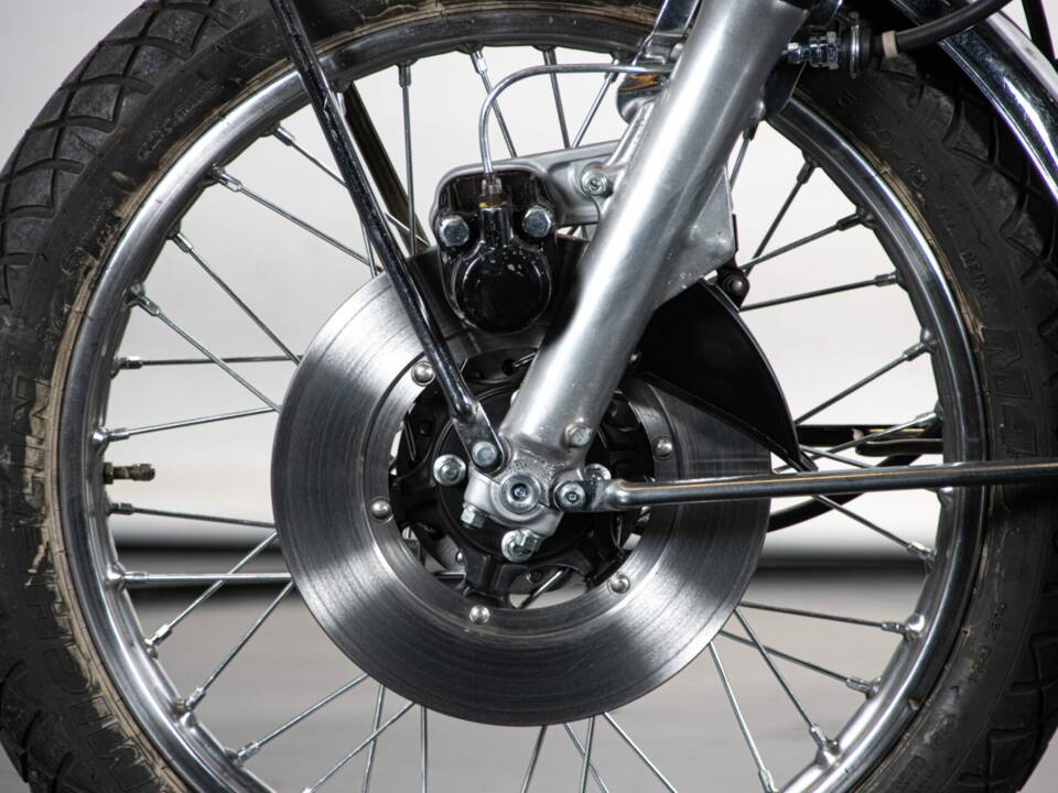 Imagen 13/50 de Honda CB 400 Four (1975)