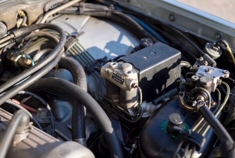 Image 78/100 of Mercedes-Benz 500 SEL (1983)