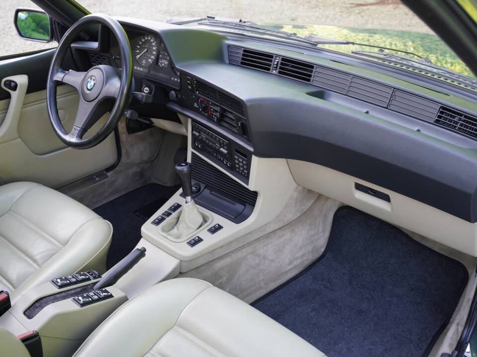 Bild 25/50 von BMW M 635 CSi (1986)