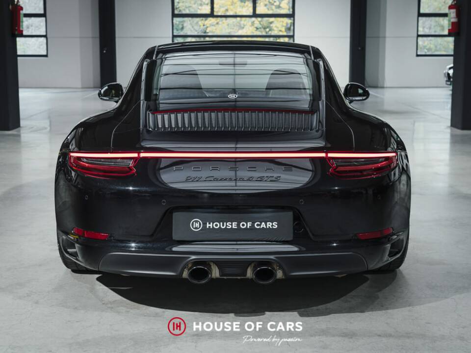 Bild 8/24 von Porsche 911 Carrera 4 GTS (2017)