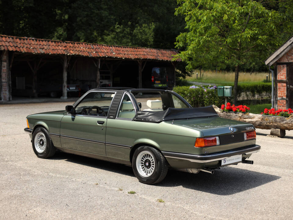 Immagine 3/63 di BMW 323i Baur TC (1979)