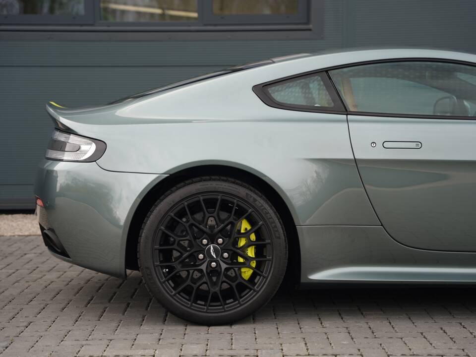 Bild 23/50 von Aston Martin V12 Vantage AMR (2017)