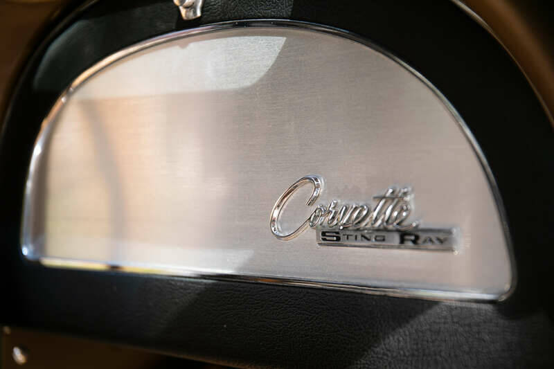 Image 27/50 of Chevrolet Corvette Sting Ray Convertible (1965)