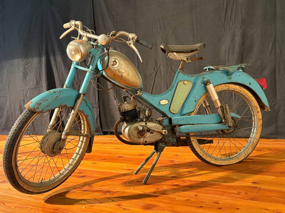 Image 1/17 of HMW 50 (1960)