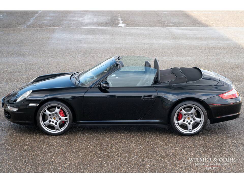 Bild 8/29 von Porsche 911 Carrera 4S (2006)