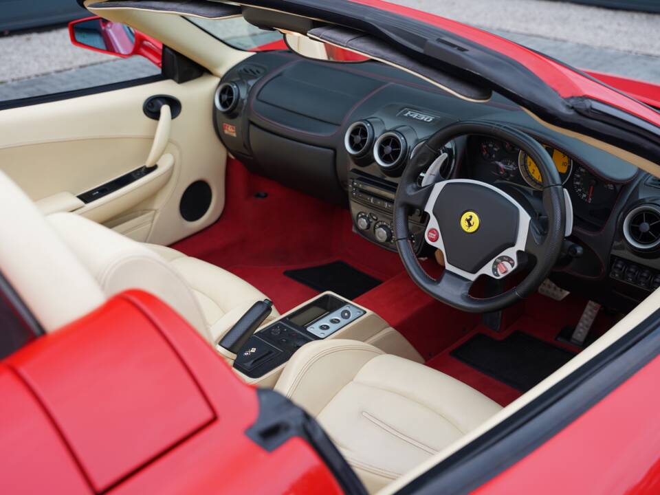 Image 12/50 of Ferrari F430 Spider (2007)