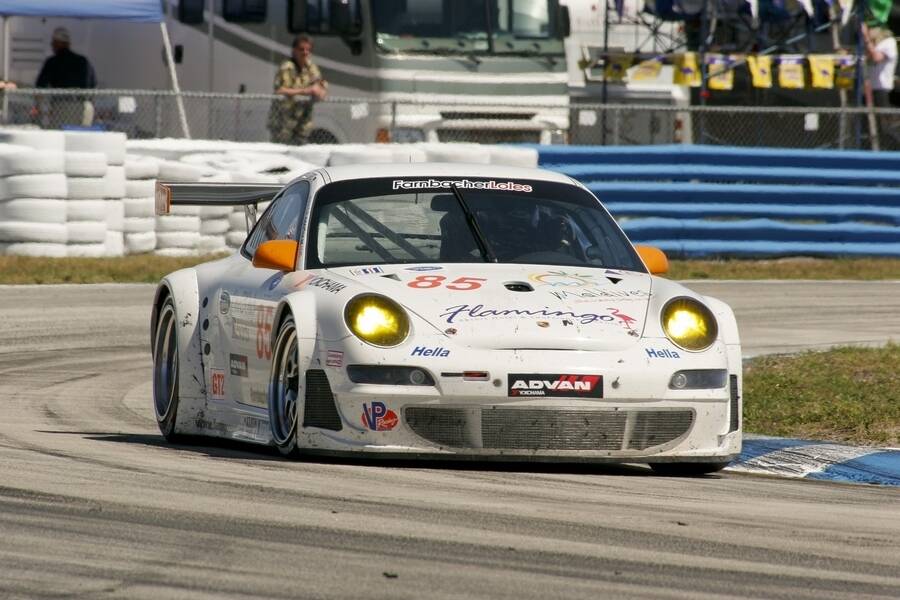 Bild 33/45 von Porsche 911 GT3 RSR (2007)