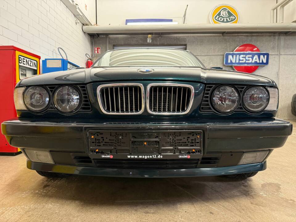 Bild 3/18 von BMW 525i Touring (1994)