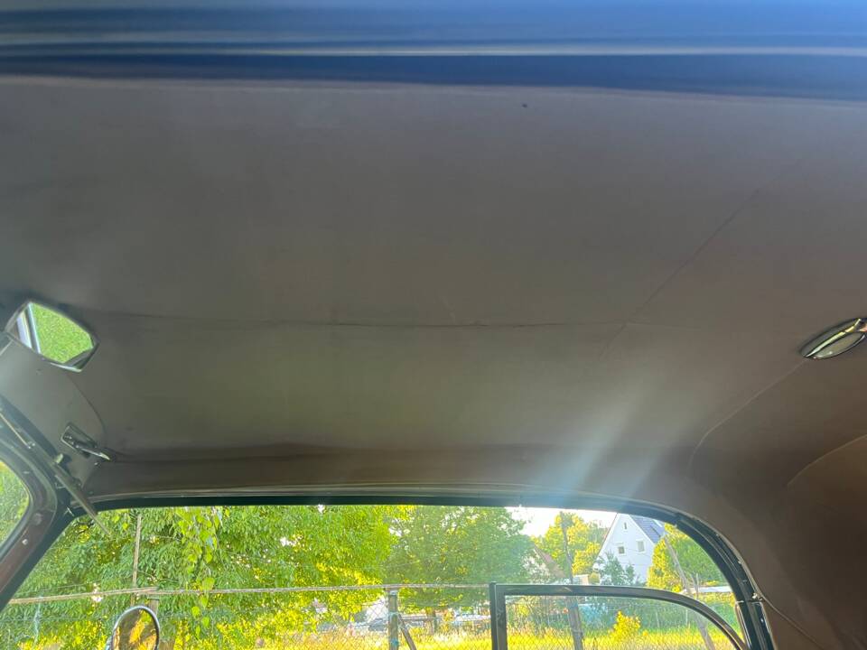 Bild 31/48 von Mercedes-Benz 220 Cabriolet B (1952)