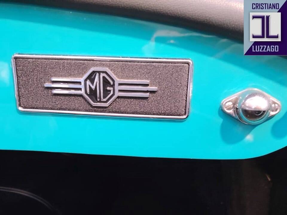 Image 31/41 of MG MGA 1500 (1958)