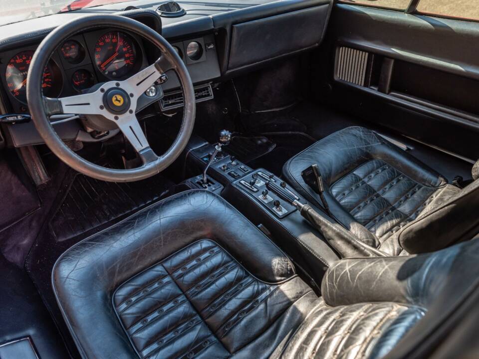 Image 23/50 of Ferrari 512 BB (1980)