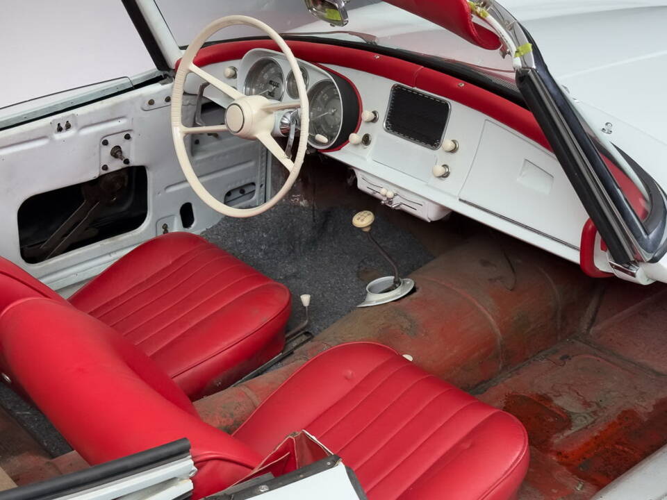 Image 28/50 of BMW 507 (1957)