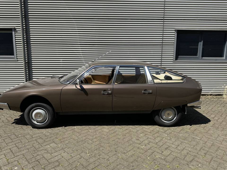 Image 2/5 de Citroën CX 2200 Pallas (1976)