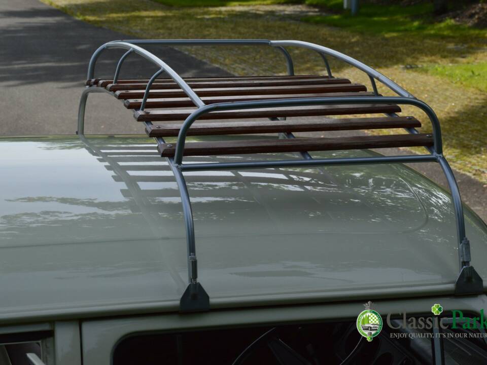 Bild 38/50 von Volkswagen T2b Camper (1976)