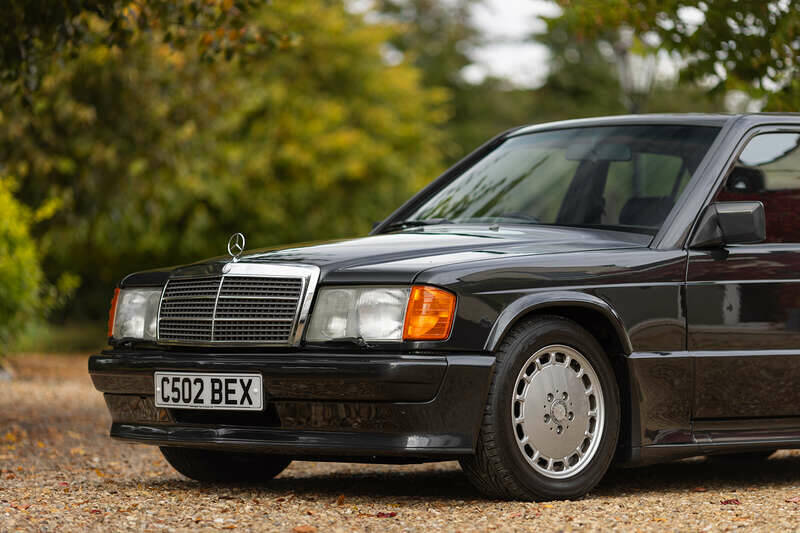 Image 42/50 de Mercedes-Benz 190 E 2.3-16 (1985)