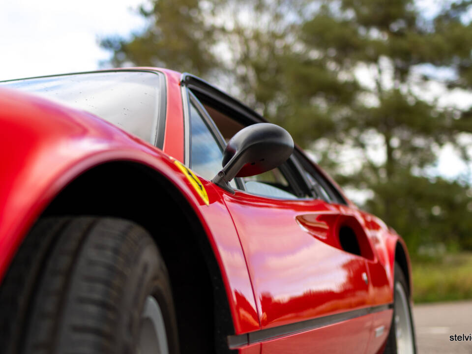 Image 52/65 of Ferrari 308 GTB (1978)