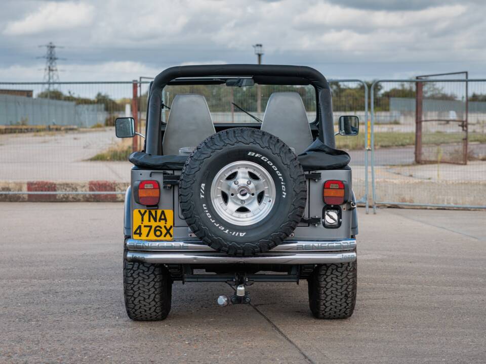 Bild 42/50 von Jeep CJ-7 Renegade (1982)
