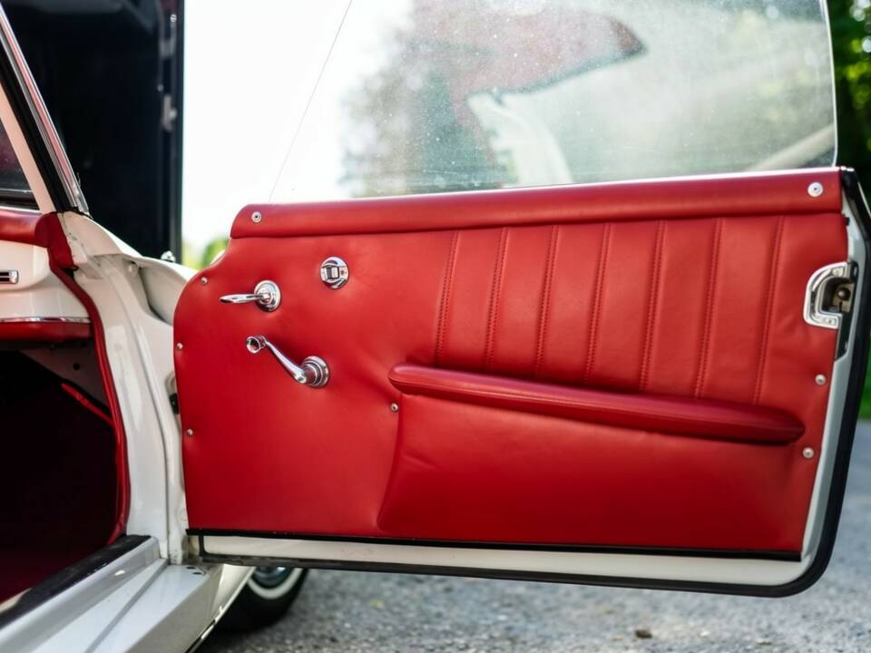 Image 10/25 of Mercedes-Benz 190 SL (1958)