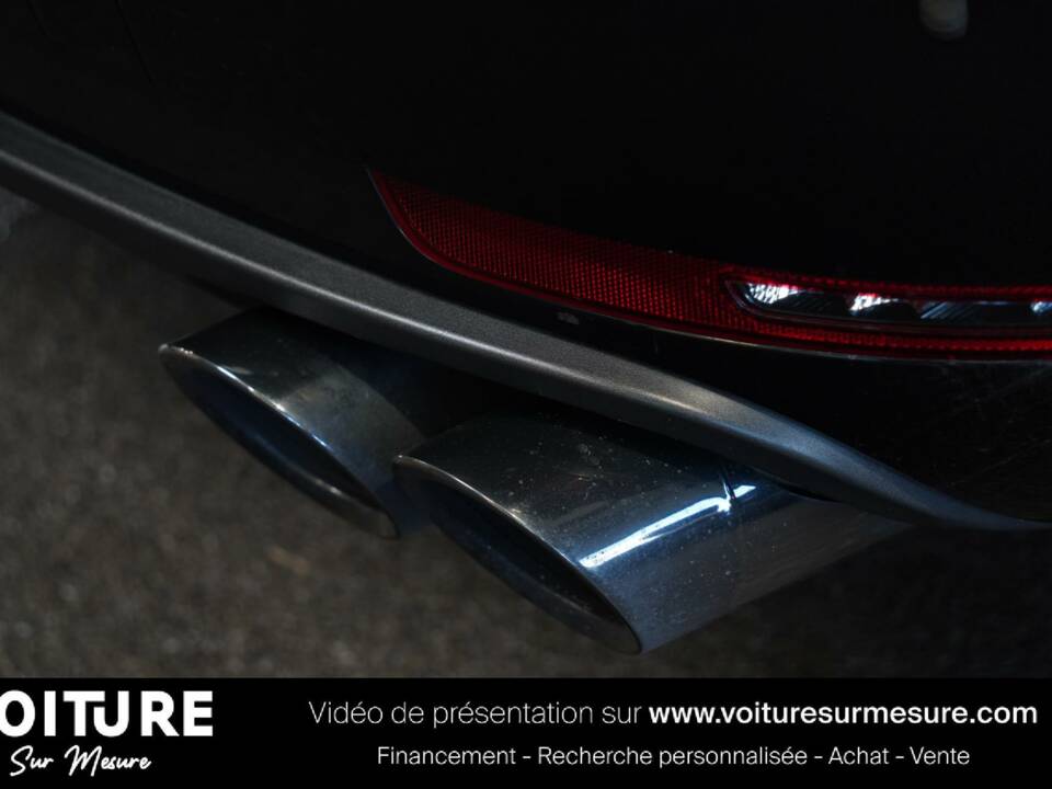 Image 22/29 de Porsche Macan Turbo (2017)