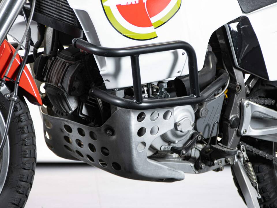 Image 38/50 of Cagiva E900 Elefant (1997)