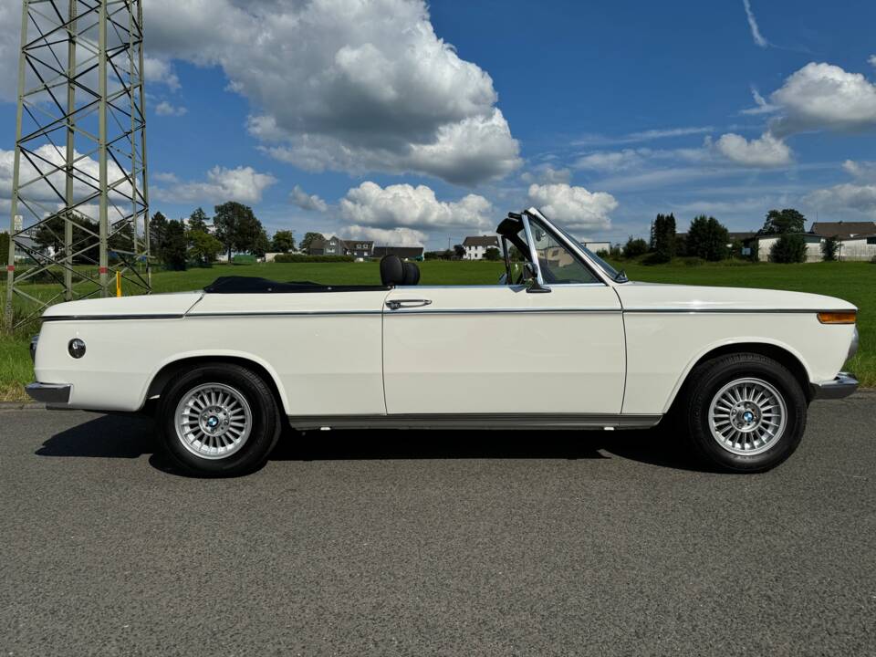 Immagine 4/19 di BMW 1600 Convertible (1971)