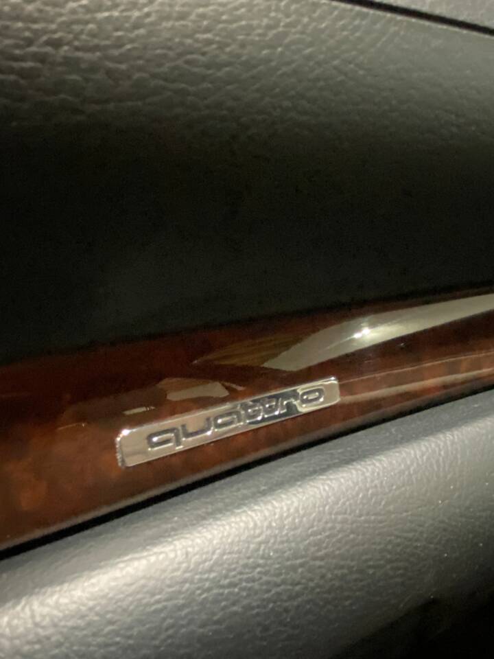 Bild 34/64 von Audi S4 Avant (2000)